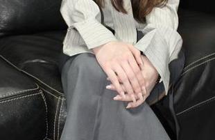 小众视觉 – 灵灵的女友作品，好像在线等我来评论～