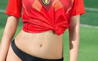 尤果网 – 乔依琳出炉的新图集，我只想问，这灰丝去哪儿买？