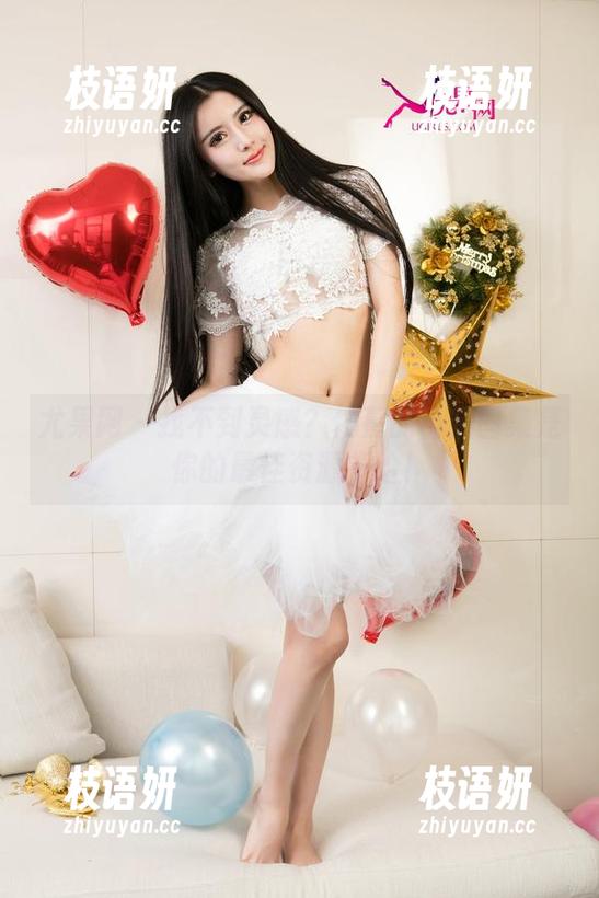 尤果网 - 找不到灵感？佟蔓的自拍图集是你的最佳资源补给！