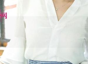 尤果网 – “杨乔之”照片里的灰丝，好像在低声细语，又不给我全貌