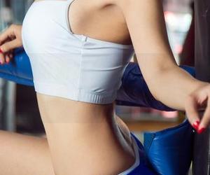 尤果网 – 全集游览！游子熙的比基尼写真，那只野猫又来了