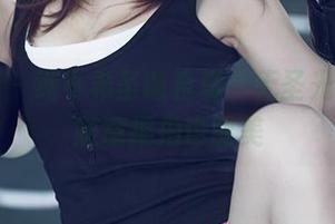 尤果网 – 纯小希圣诞合辑：无圣光哲学，随意摆拍也能美