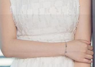 尤果网爱尤物 – 图包里面藏着金雨佳厨娘的日常，还有那无法言喻的味道……啧啧。