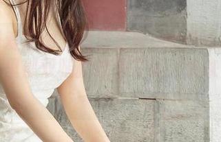 尤果网爱尤物 – 看陆萱萱cecilia的私拍，图集里那双腿就像是在说：快来关注我！