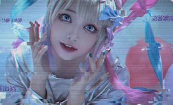 尤猫醒醒ovo白色套图，想知道为什么会心动还是反应不过来