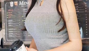 尤蜜荟 – 让YOYO优优的无圣光写真带你飞，潋滟芳华藏着无法忽视的小撩拨。