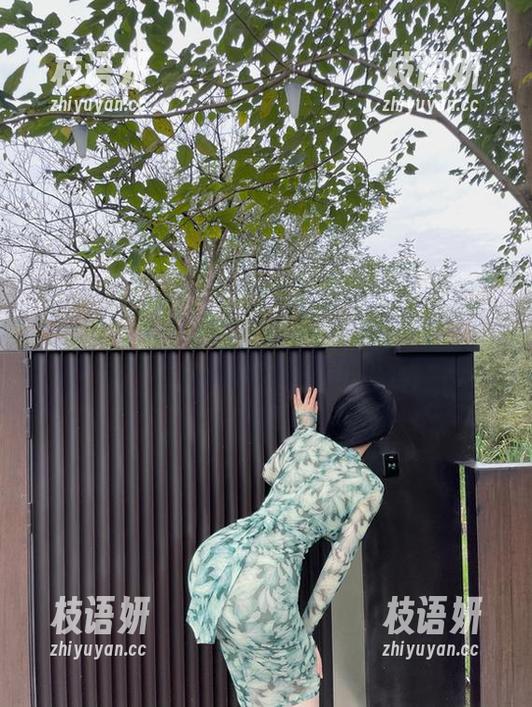 微密圈 - 原图放出，左公子666的皮带，怎么说呢，蛮意思。