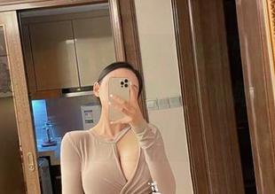 微密圈 – 从“飞行”到“居家”：左公子666的最新作品，空乘女友如何解决一日三餐？