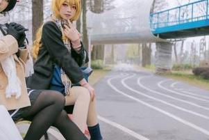 吊带+图片=巴鲁巴鲁BaRu的时髦算式，给你撑起一个美丽春天。