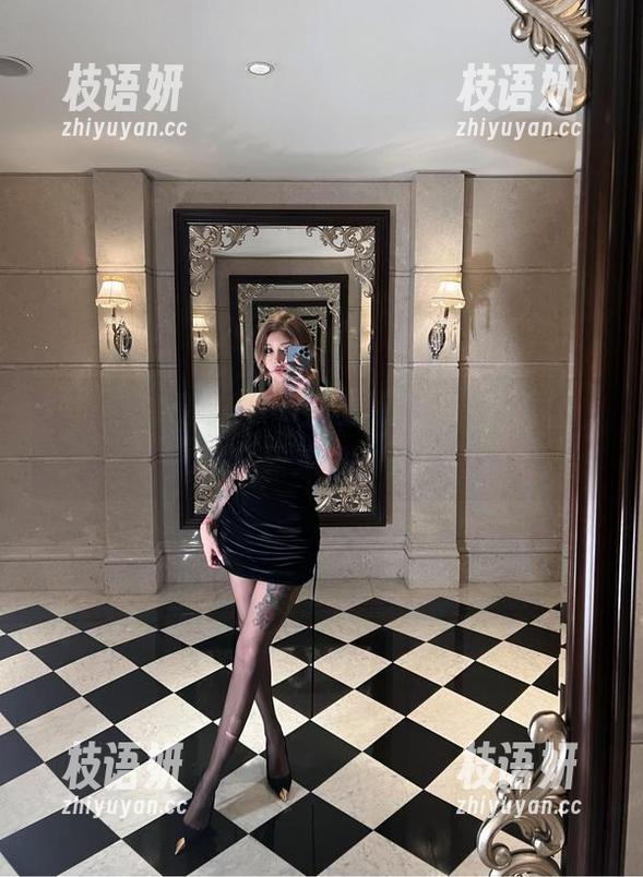 微密圈 - 希希Gina又出新作：姐姐全集，全靠想象力！