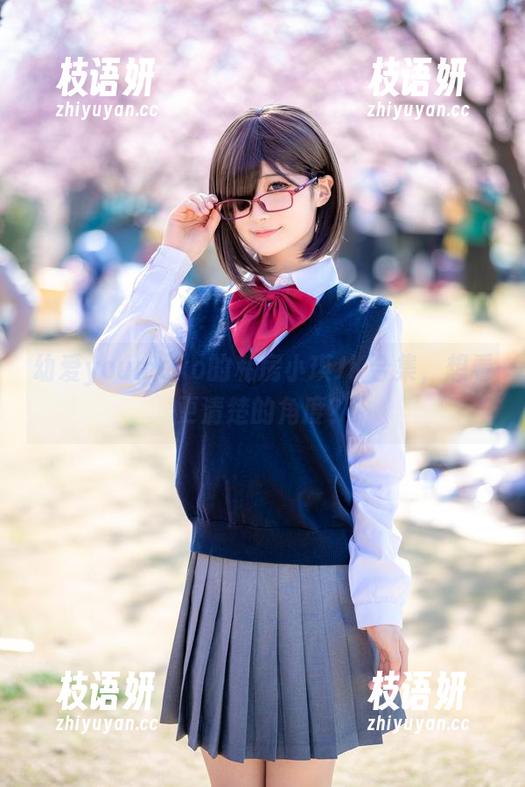 幼爱youmeko的私房小琪JK合集，想看更清楚的角度？