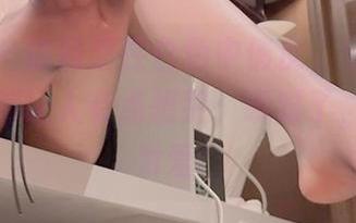 微密圈 – 徐莉芝在白色中俏皮，每一款高清美图都让人有点想哭，哦对了，哭是因为爱！