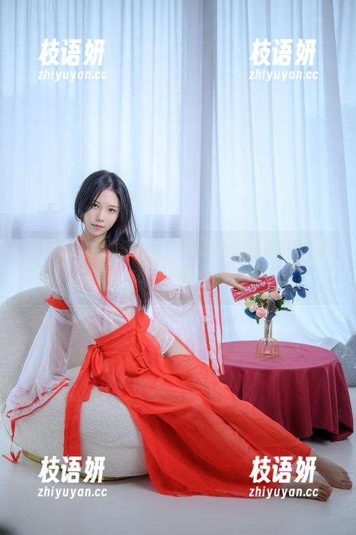 抖娘利世教室开课，免费套图正在“教学”，内容精彩不打折