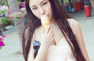 推女神 – 潇同学的双人卷轴，认真讲述那微妙的姿势和不易察觉的肢体碰撞！