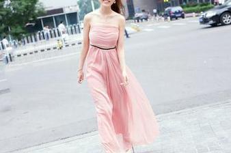 推女郎 – 打破次元壁，何何夕更新的镂空套图，让图片也流出点空气！