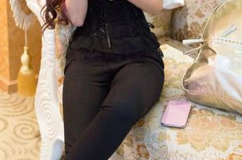 推女郎 – 自带滤镜的松果儿，体操服让高清图库更具魔力，快来欣赏吧！