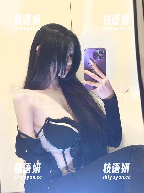 微密圈 - 无欲无求的推土君的泳衣直播，在线高清，能把自己弄湿，哈哈哈！