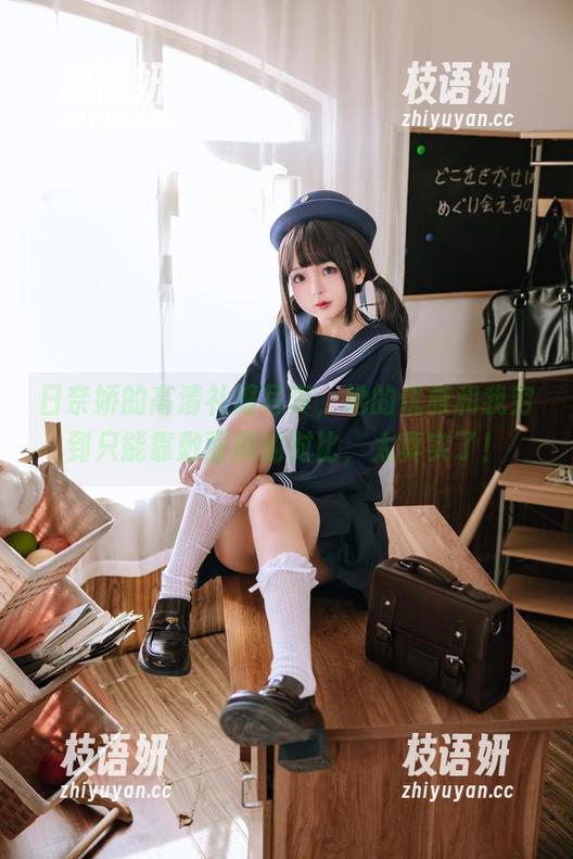 日奈娇的高清礼服写真，她的优雅和我穷到只能靠敷面膜的对比，太真实了！