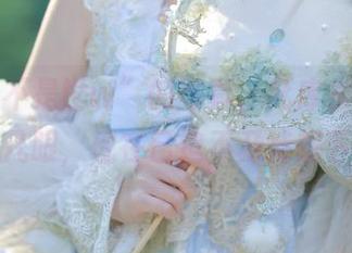 “是三不是世w”的写真，死库水，随便瞄了几眼，现在已迫不及待想下载！