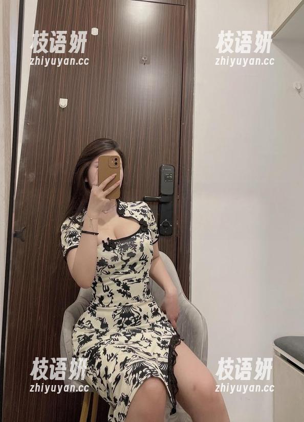 微密圈 - 难以直视的高清，这组写真里的是可馨耶就像一股浪潮！