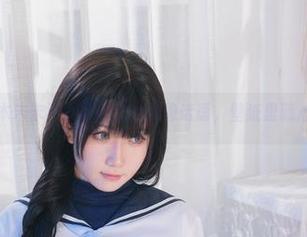 是本末末与白衬衫：原图像话语，壁纸里藏心事