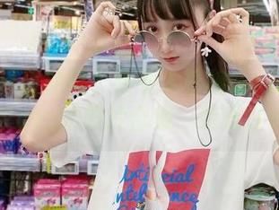 有比这更萌的吗？快看木棉棉OwO加藤惠内衣cos的照片合集，绝对在线。