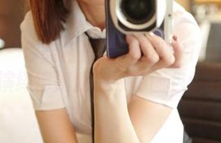 微密圈 – 你能相信吗？果儿Victoria把婚纱演绎得如此别致，图包分享中！