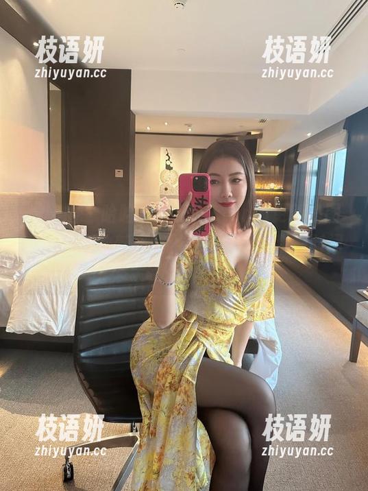 微密圈 - 哈哈，果儿Victoria更新的图片里公主的魅惑和野兽的大胆！我一时间无从选择！