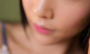 果团网 – 不得不说，张小喵的定制图集总能让人联想起那些被烦恼缠绕的夏天。