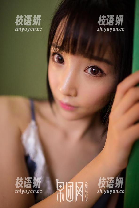 果团网 - 不得不说，张小喵的定制图集总能让人联想起那些被烦恼缠绕的夏天。