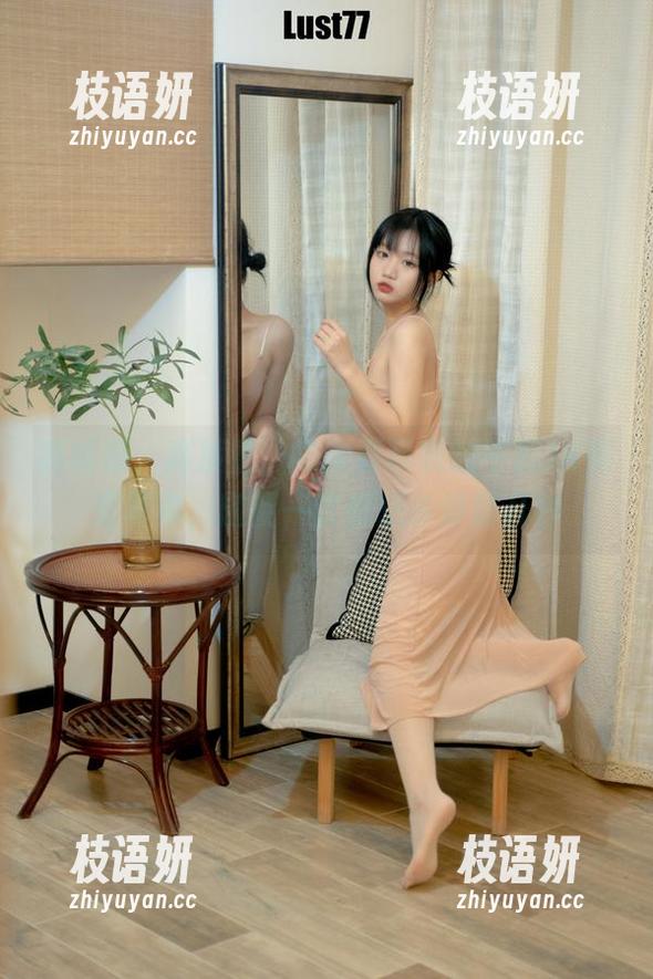 高帧率、高质量，柒柒要乖哦的午后JK高清写真，随便一瞥都想多停留几秒