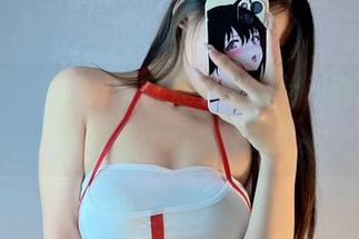 微密圈 – 给桃沢樱呀来个超定制，腰臀比占据整个画面，咋整？