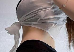 微密圈 – 豹纹也能如此优雅，桃沢樱呀真的是有独特的风范啊