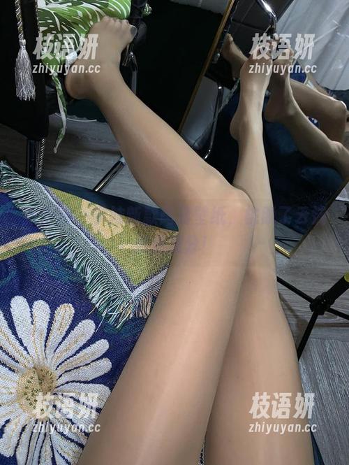 微密圈 - 学妹新款高清壁纸，桃脱了云端质感满分！