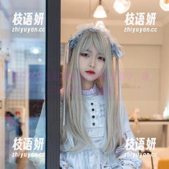 高中教室里的梨瑾瑾和她的茶羽中，咳，只能让我默默想象。