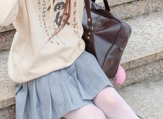 森萝财团的原图来了，那个新妹子你肯定没见过，快分享给大家！