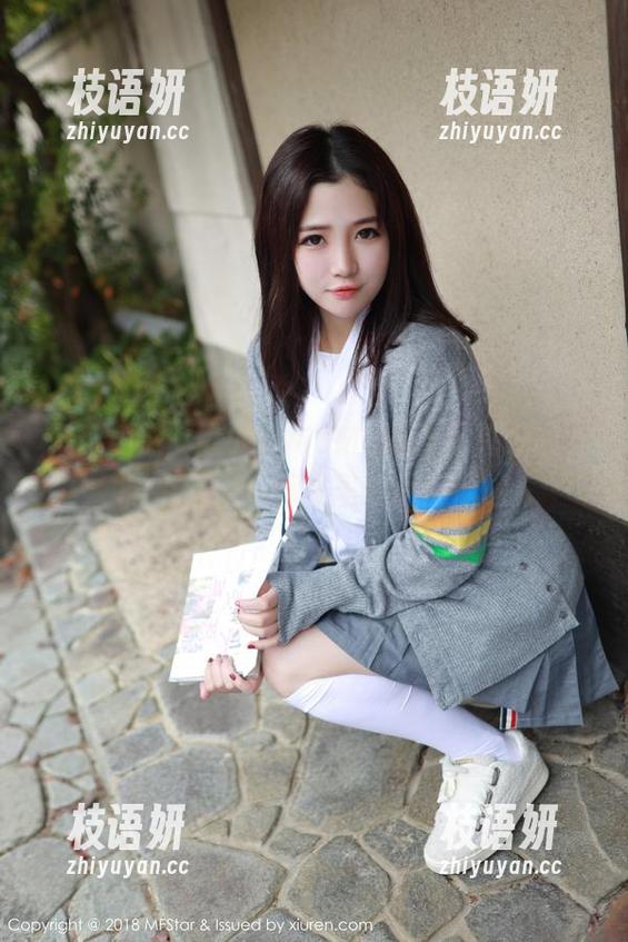 模范学院 - 伊小七MoMo的无圣光睡衣“时装秀”：图集里的私房话呗