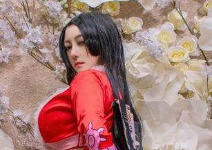 如果旅拍合集可以有灵魂，樱晚gigi的私拍一定乘着风来