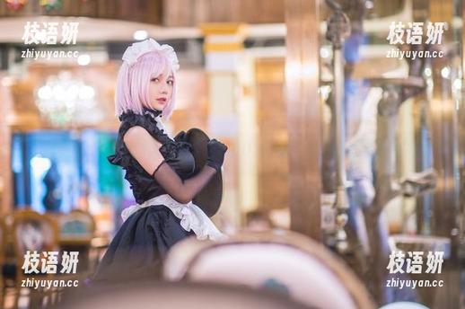 这是不是洛丽塔大哥爱夏天？COS更新，是不是太会选角？