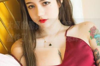 洛丽塔大哥的蕾姆兔女郎图片，兔耳朵太魔性了，我又想买兔耳朵了