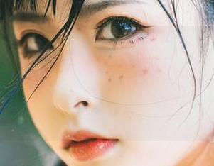 爱宕兔女郎？噢不，是清水由乃的高清套图，肆意释放那种朦胧的美感，我已经上头了。