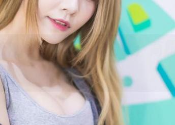 爱蜜社 – sisy思的写真合集：高跟鞋版的自我挑衅