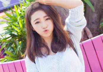 爱蜜社 – 温心怡黑丝，这种福利我愿意一看再看！