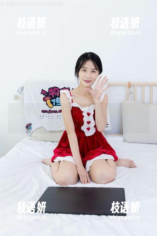 物恋传媒 - 最新写真里，佳琪的油亮造型让我脑洞大开