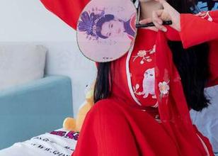 物恋传媒 – 小谷的图包：冬日暖阳，顺便带上一点对自己的迷之自信。