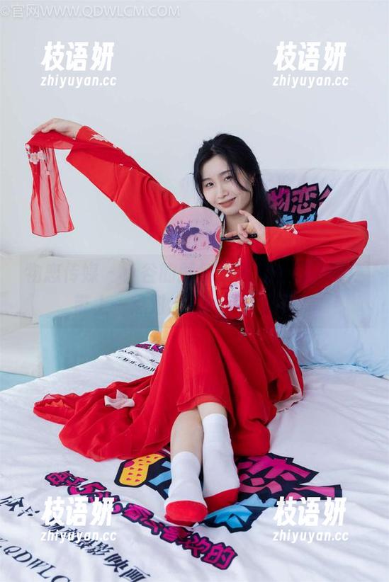 物恋传媒 - 小谷的图包：冬日暖阳，顺便带上一点对自己的迷之自信。