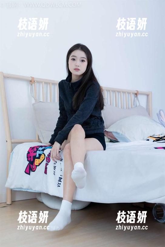 物恋传媒 - 泡泡的芭蕾鞋套图更新：一双鞋，千种姿态，随便搭都好看吗？