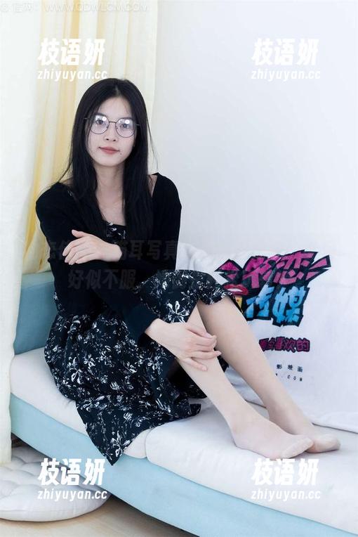 物恋传媒 - 猫耳写真，原图即是情！岁月好似不服，她倒是轻松玩转！