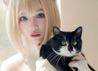 哇，图库里的狐洛洛子写真，银狐与拘束，分分钟让人想多看几遍。