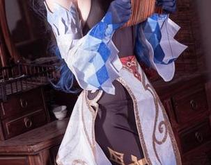 情不自禁想多看几眼，白莉爱吃巧克力的高清写真及她的小秘密。